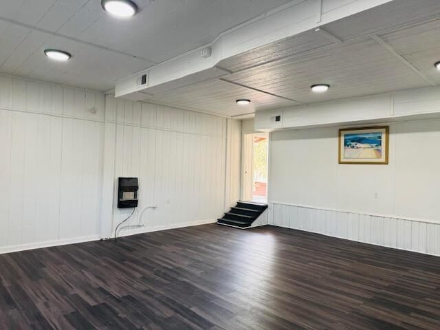 Property Photo:  5718 Pat Dr  TX 77630 