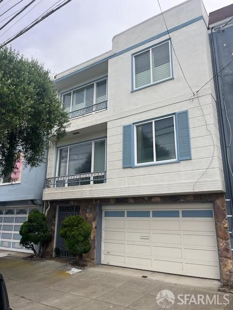 Property Photo: 2410-2412 34th Avenue CA 94116