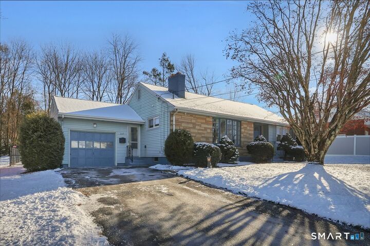 Property Photo:  117 Homecrest Drive  CT 06037 