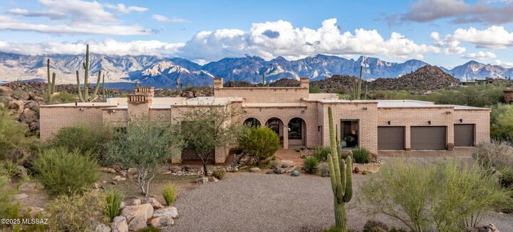 14731 N Strong Stone Drive  Tucson AZ 85755 photo