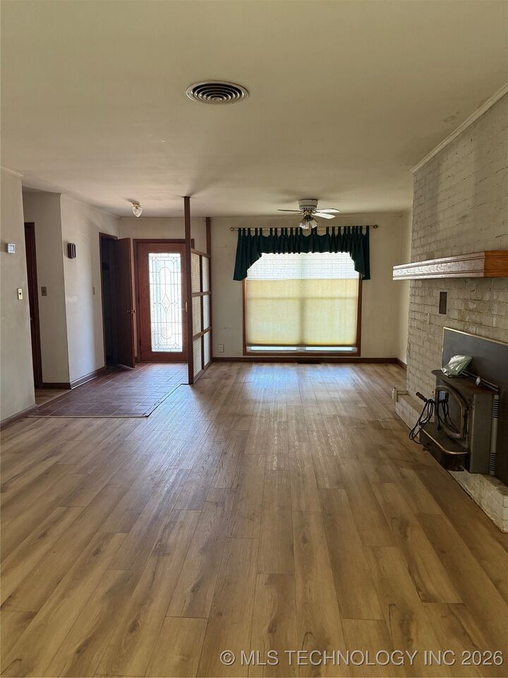 Property Photo:  1603 N McKinley Avenue  OK 74063 