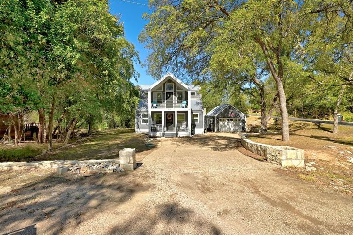 Property Photo:  2818 Saratoga Drive  TX 78733 