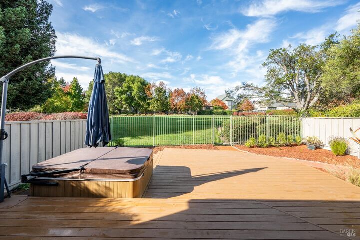 1889 Falcon Ridge Drive  Petaluma CA 94954 photo