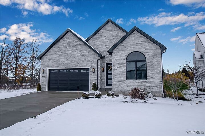 5419 Alderbrook Lane  Clarence NY 14031 photo