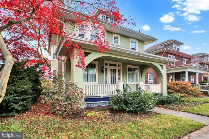 Property Photo:  1536 Dauphin Avenue  PA 19610 