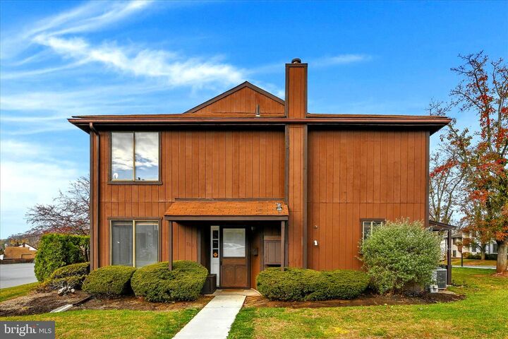 Property Photo:  31 Wister 1  PA 19606 