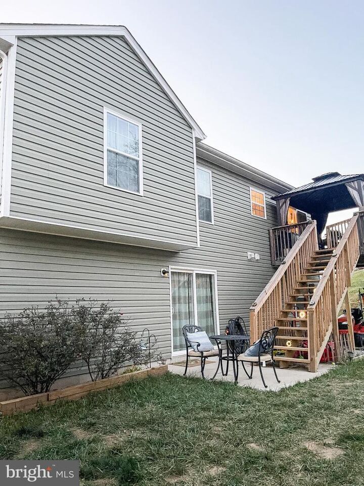 Property Photo: 109 Irwin Court WV 25427