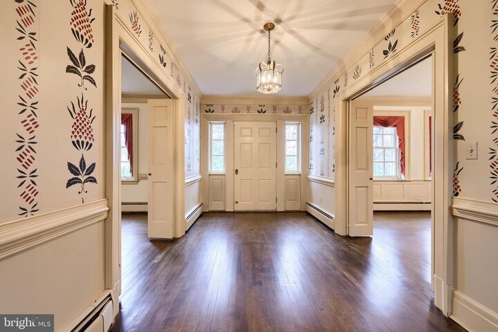 Property Photo:  226 E Caracas Avenue  PA 17033 