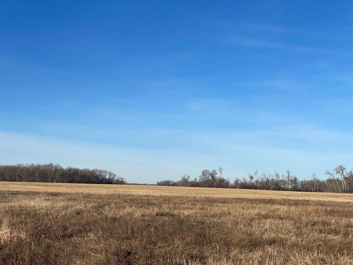 Property Photo:  Unknown  MB R0M 1E0 