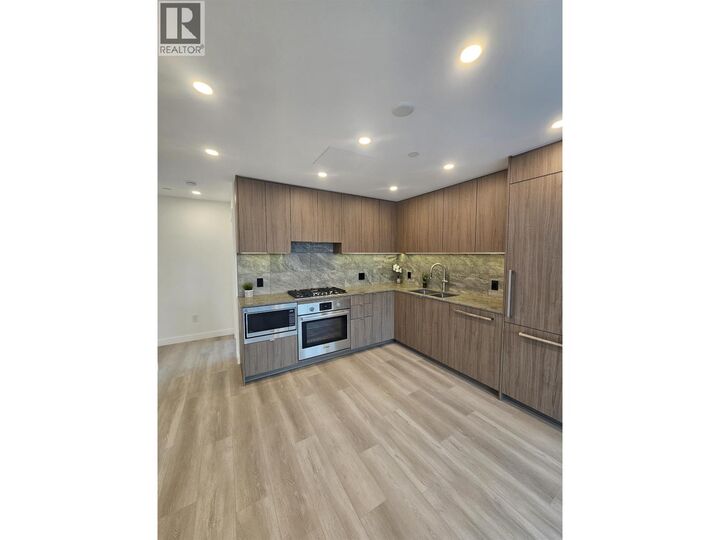 Property Photo:  626 Claremont Street 2010  BC V3J 3T4 