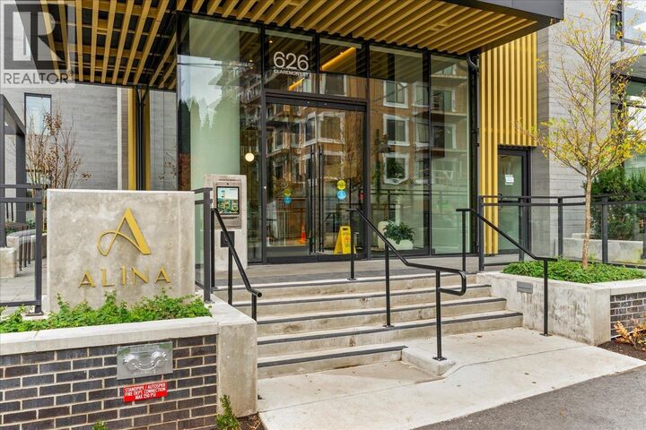 Photo de la propriété:  626 Claremont Street 2010  BC V3J 3T4 