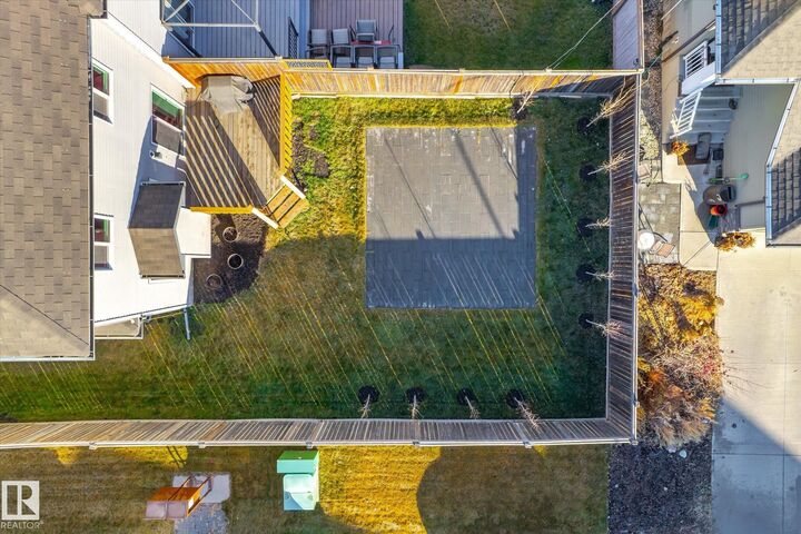 Property Photo:  76 Springwood Way  AB T7X 0S8 