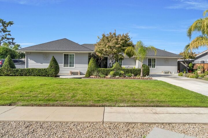 6733 N Alva Avenue  Fresno CA 93711 photo