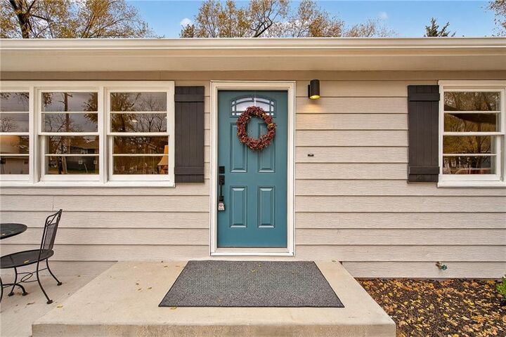 Property Photo:  318 N Park Street  KS 66012 