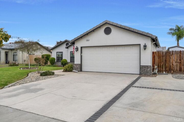 Property Photo: 694 Marin Drive CA 93245