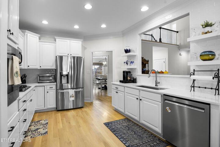 Property Photo: 3005 Cambridge Shores Lane TN 37938