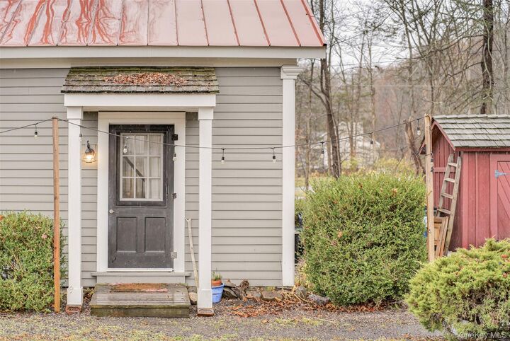 Property Photo:  502 Hill Avenue  NY 12586 