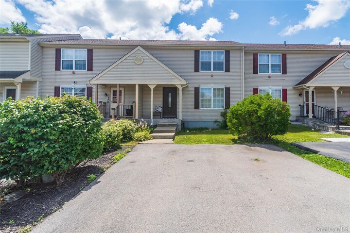 36 Marian Court  Warwick NY 10990 photo