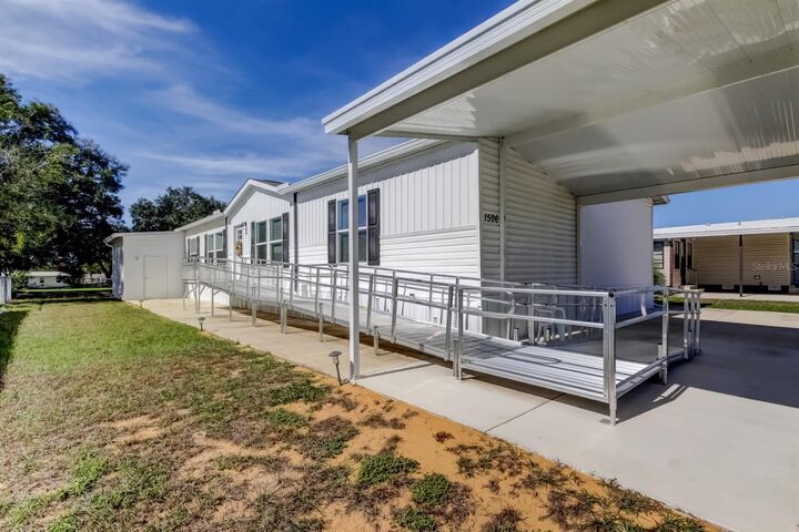 Property Photo:  15061 Brookridge Boulevard  FL 34613 