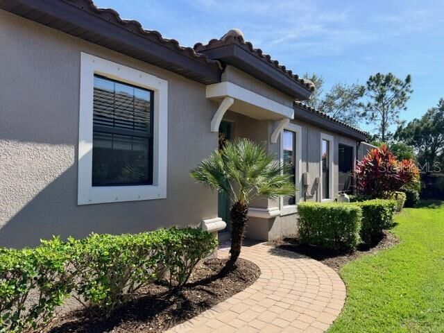 Property Photo: 13202 Torresina Terrace FL 34211
