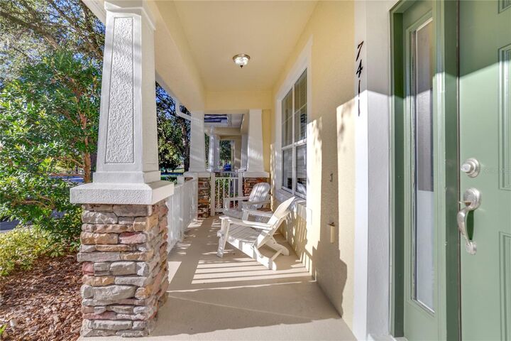 Property Photo: 7411 Ripplepointe Way FL 34786