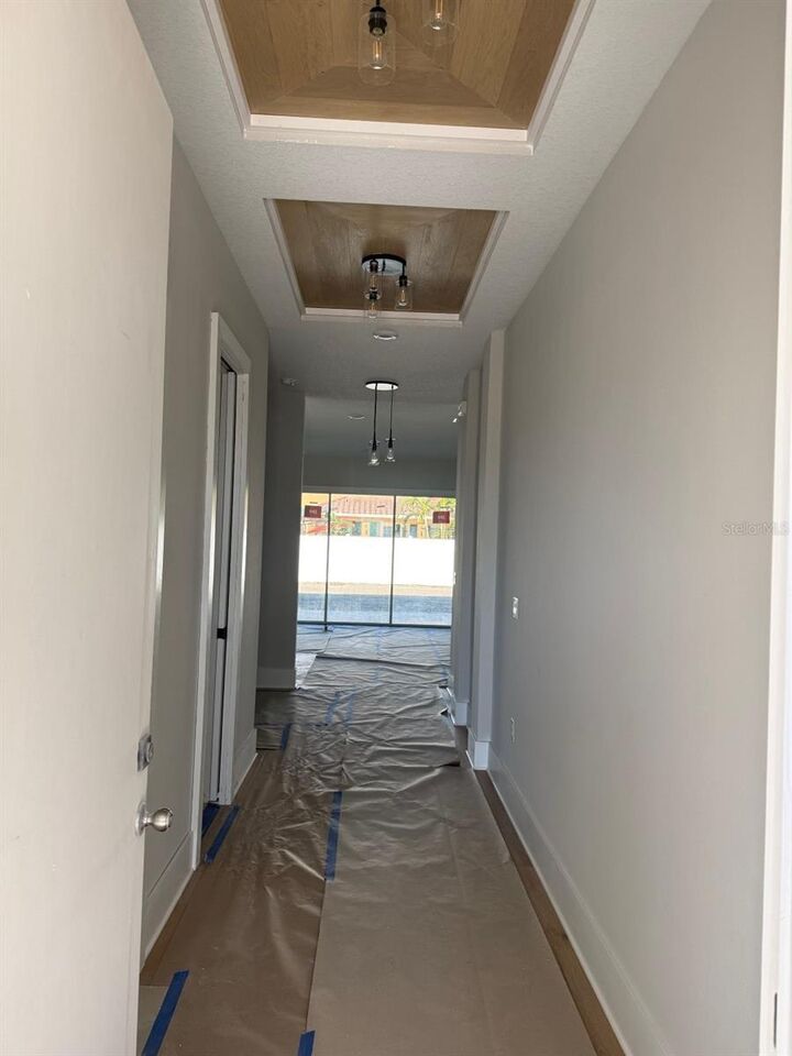 Property Photo:  3223 W Paxton Avenue  FL 33611 