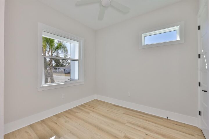 Property Photo:  3223 W Paxton Avenue  FL 33611 