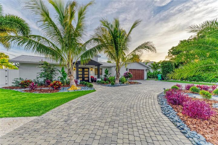 Property Photo: 605 Key Royale Drive FL 34217