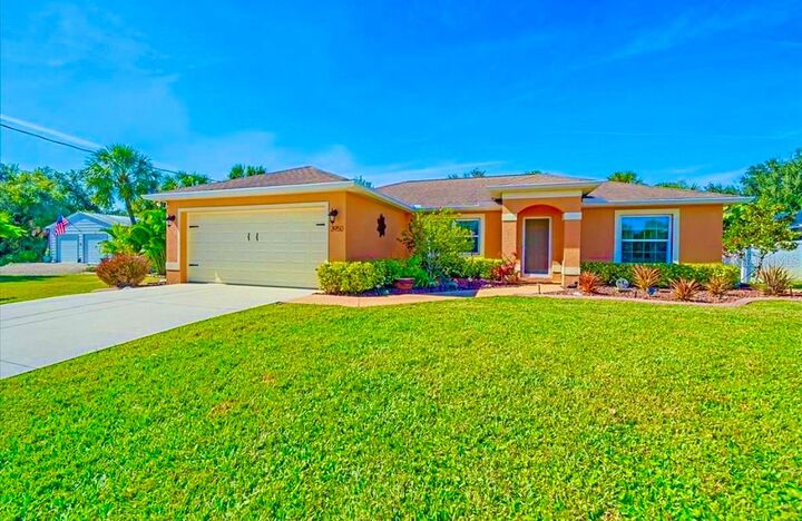 Property Photo: 3950 Derrick Street FL 34288