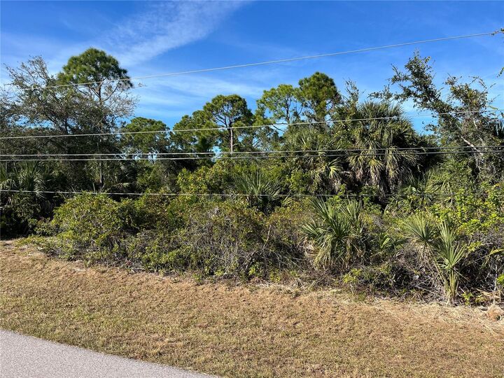 Property Photo: 10590 Aztec Road FL 33981