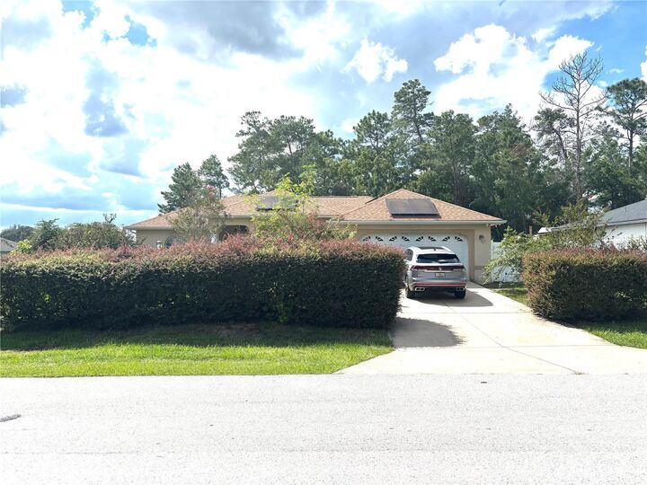 Property Photo: 3715 SW 127th Lane Road FL 34473