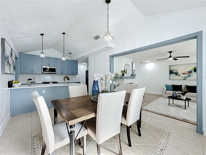 Property Photo:  506 Oakland Ter  FL 32746 