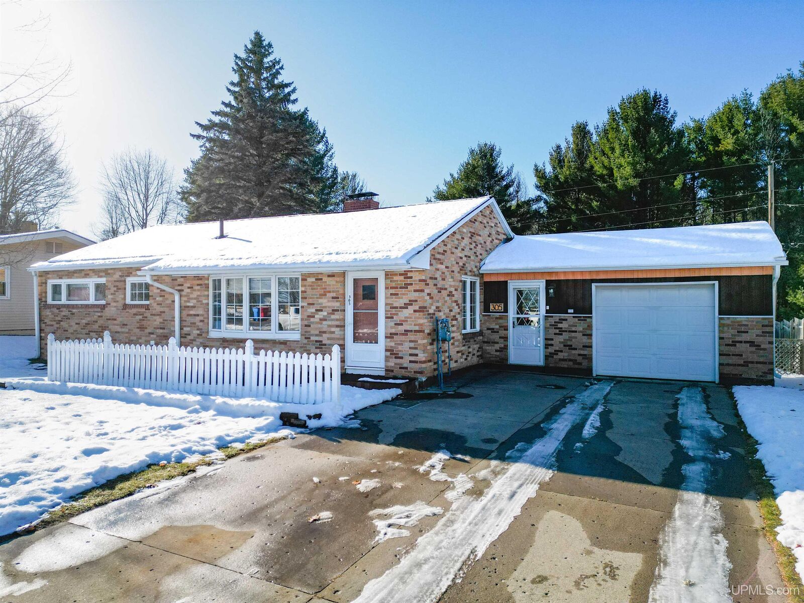 Property Photo:  305 Lawrence Avenue  MI 49849 