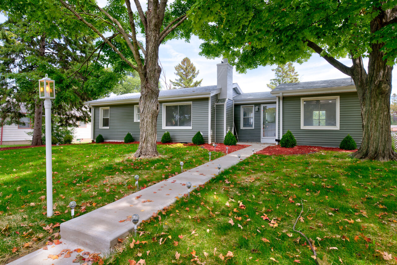 Property Photo:  5940 N 72nd St  WI 53218 