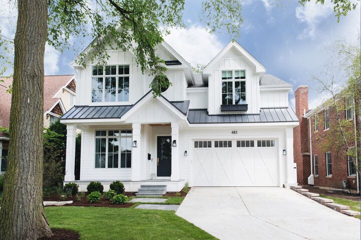 Property Photo:  837 N Loomis Street  IL 60563 