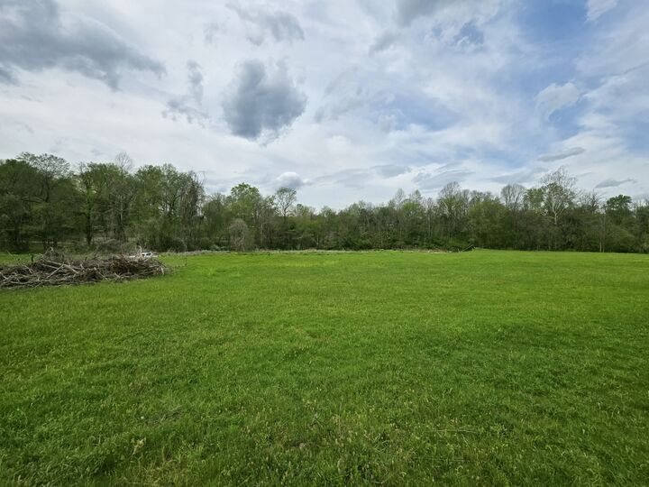 Property Photo:  0 Old Highway 48  TN 37040 