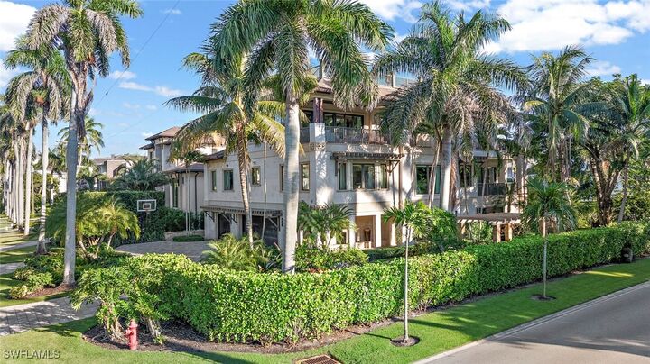 Property Photo:  1441 Gulf Shore Boulevard S  FL 34102 