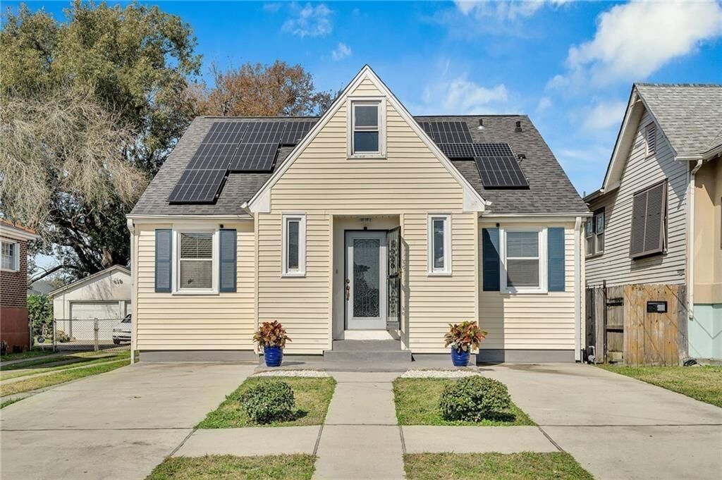 Property Photo:  3920 General Ogden Street  LA 70118 