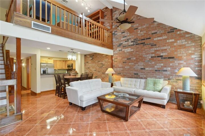 Property Photo: 17 Spinnaker Lane LA 70124