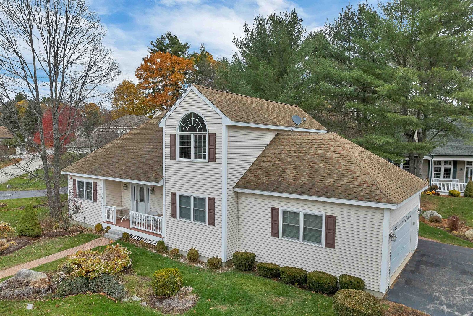 Property Photo: 1480 Old N Main Street NH 03246