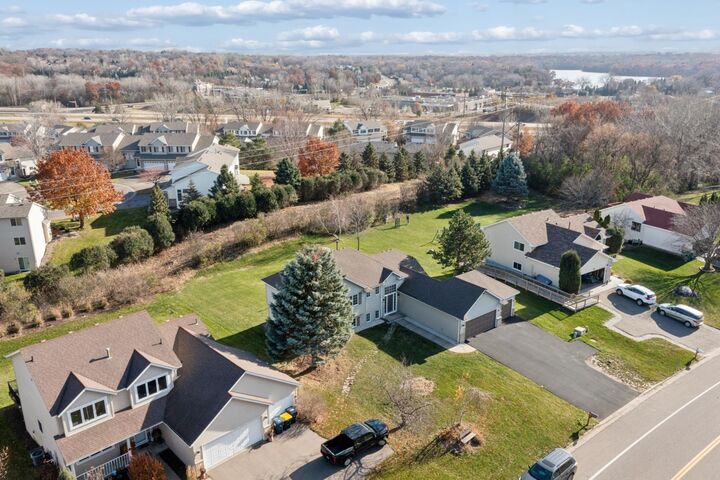 Property Photo: 13409 Parkwood Drive MN 55337