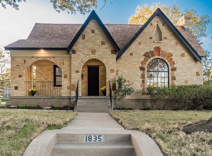 Property Photo: 1835 Cedar Crest Boulevard TX 75203