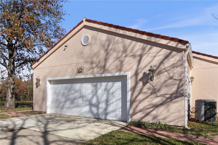 Property Photo: 40 County Road 2404 AR 72632