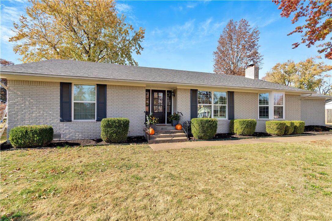 Property Photo: 401 Magnolia Drive AR 72712