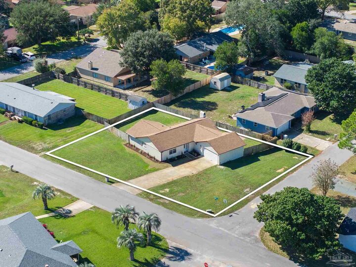 Property Photo: 1435 El Rito Dr FL 32563