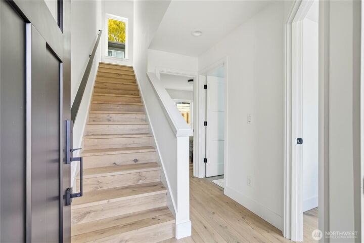 Property Photo: 7552 39th Avenue SW WA 98126