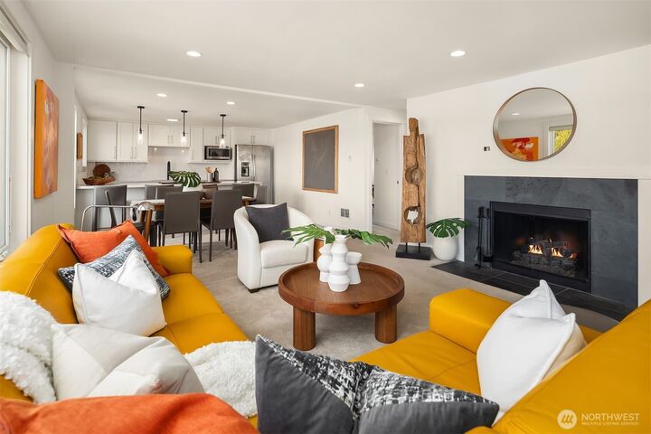 Property Photo:  2301  Fairview Avenue E 301  WA 98102 