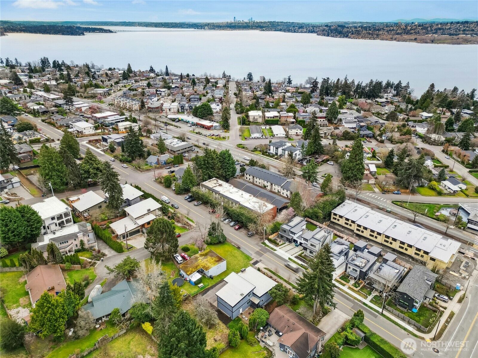 Property Photo: 1710 1st Street WA 98033