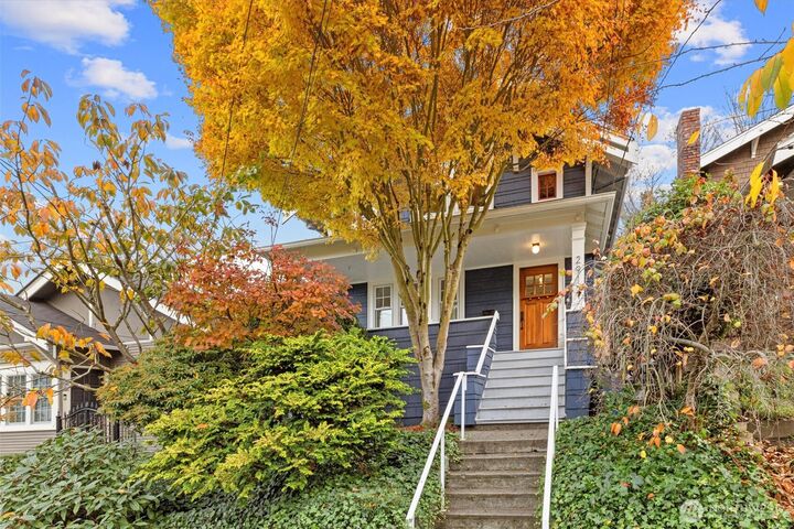 2912  3rd Avenue N  Seattle WA 98109 photo