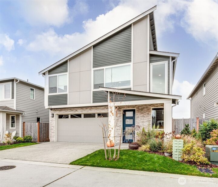 Property Photo: 2453 168th Place NE WA 98271